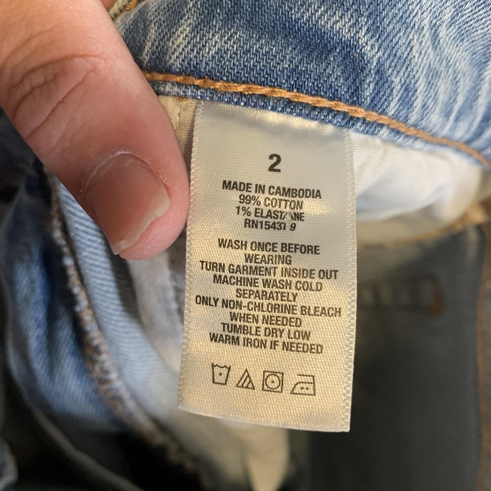 Aeropostale Mom Jean Womens 2 Light Wash High Rise Straight Leg Distressed Denim - Picture 9 of 11